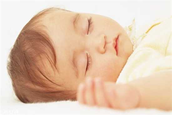 探究婴幼儿奶粉喂养的五大益处，让你全面了解宝宝成长所需的营养